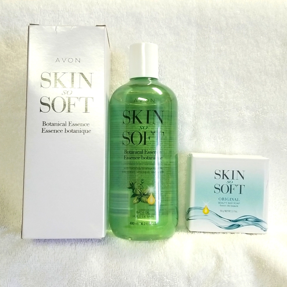 AVON S-S-S bath oil and beauty bar set. NEW